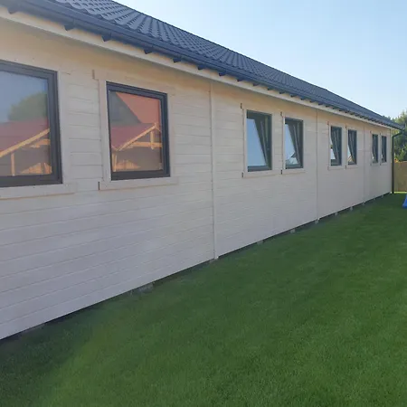 Letniskowe Jantarowa 2 Lodge
